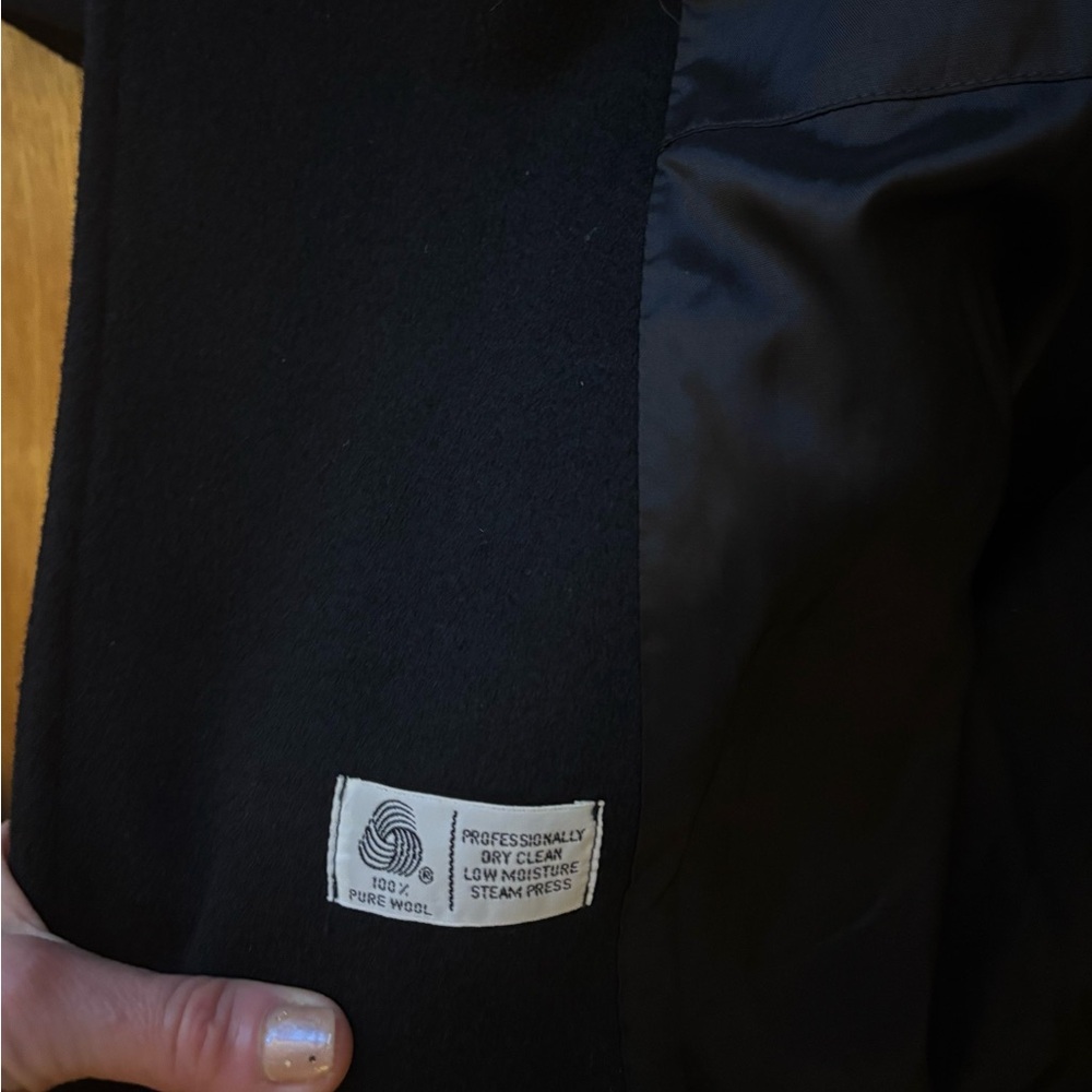 Alorna (brand) Black Breathtaking Coat Stunner (L) - Picture 9 of 14